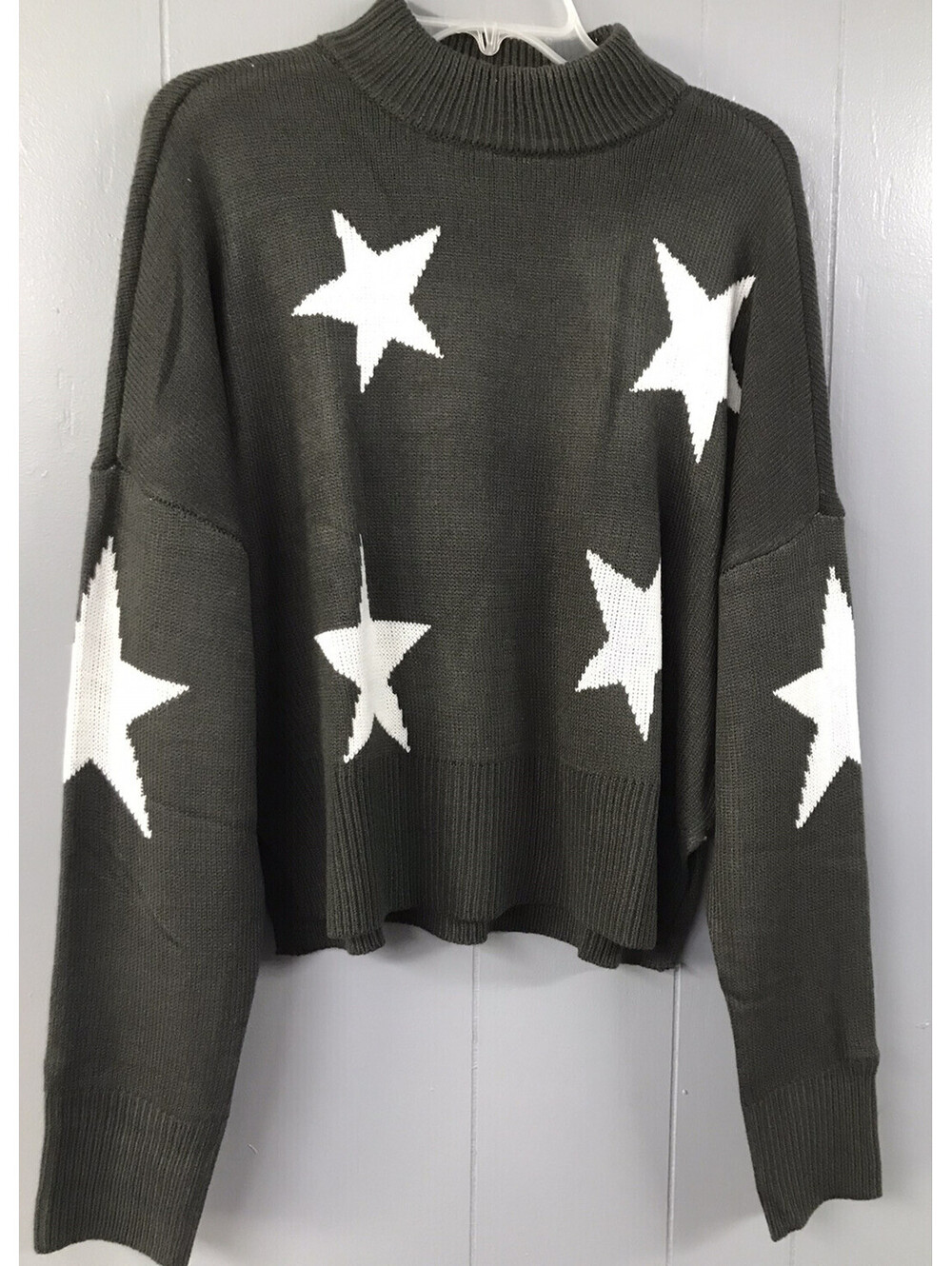 True Craft Sweater. Charcoal With White Stars. Short Length. Size XL. NWT